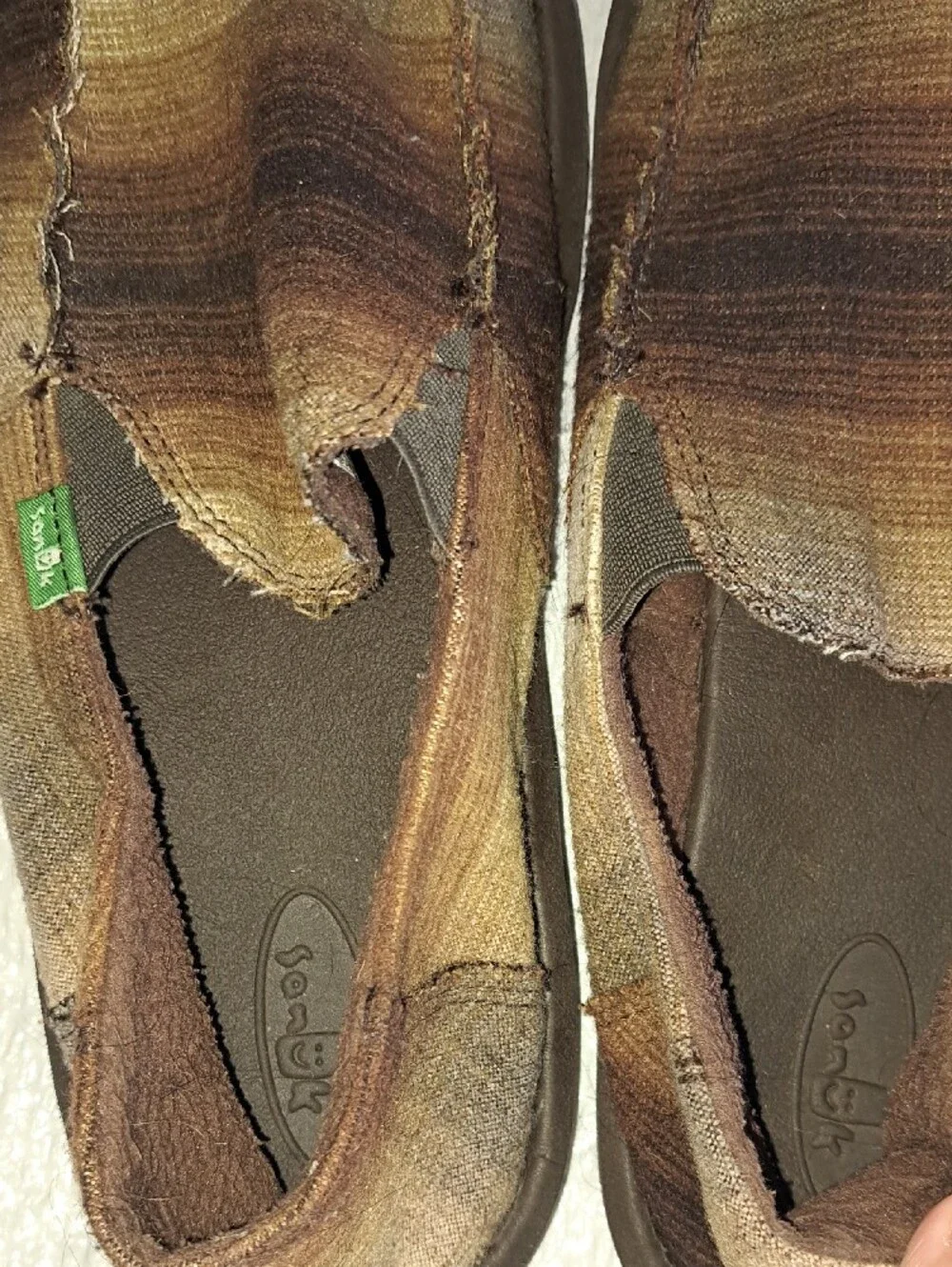 Sanuk comfortable men